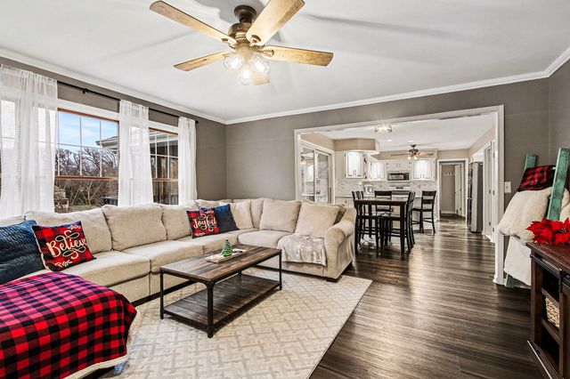 710 Brandonbury Drive, Valparaiso, IN 46383