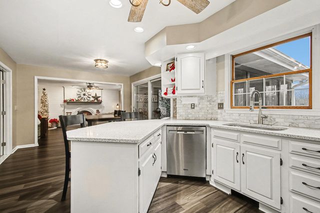 710 Brandonbury Drive, Valparaiso, IN 46383