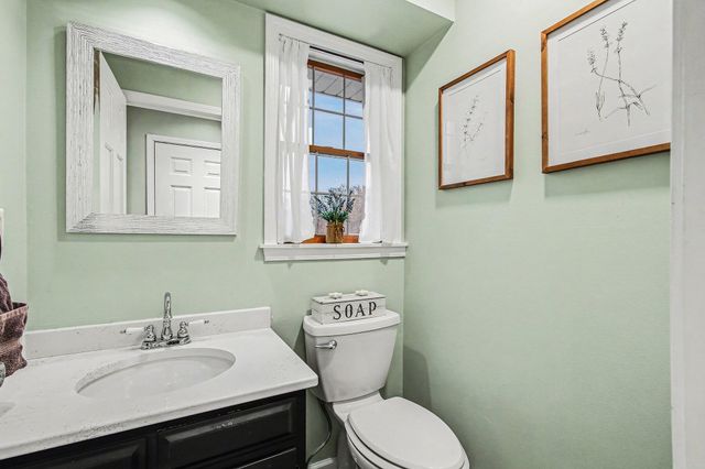 710 Brandonbury Drive, Valparaiso, IN 46383