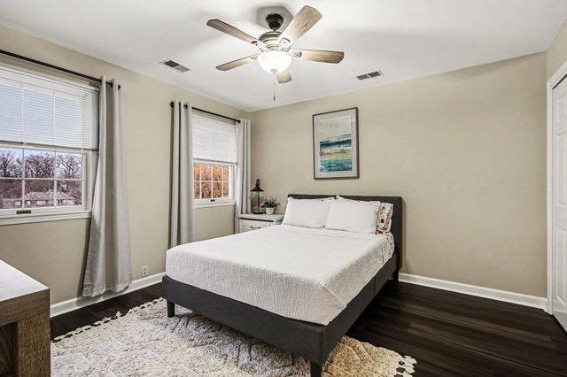 710 Brandonbury Drive, Valparaiso, IN 46383