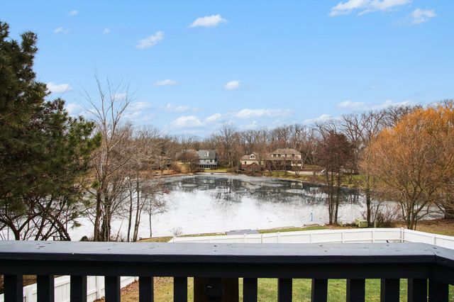 710 Brandonbury Drive, Valparaiso, IN 46383