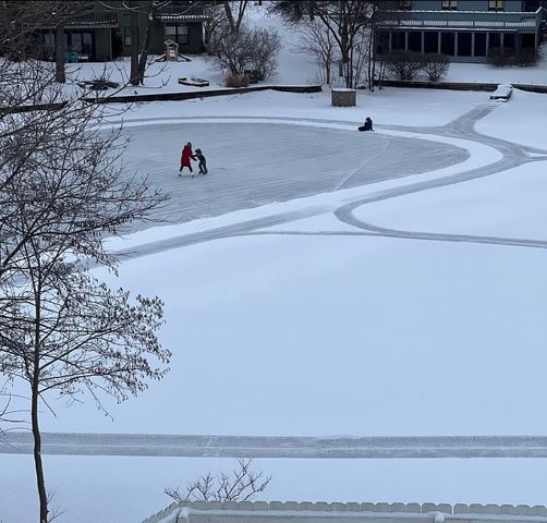 710 Brandonbury Drive, Valparaiso, IN 46383