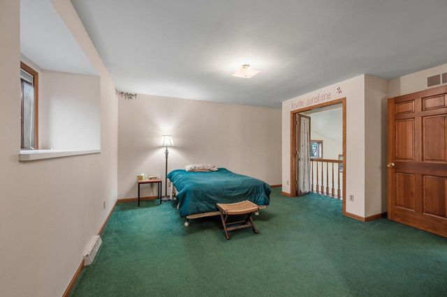 3127 Vinburn ROAD, Sun Prairie, WI 53590