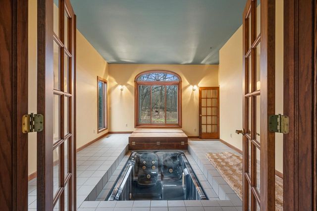 3127 Vinburn ROAD, Sun Prairie, WI 53590