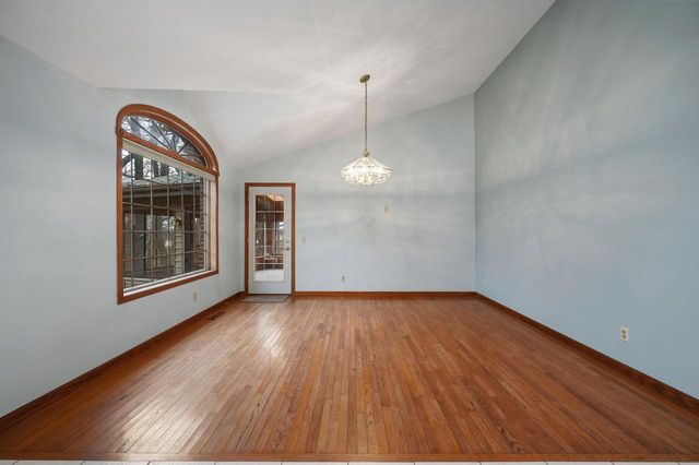 3127 Vinburn ROAD, Sun Prairie, WI 53590