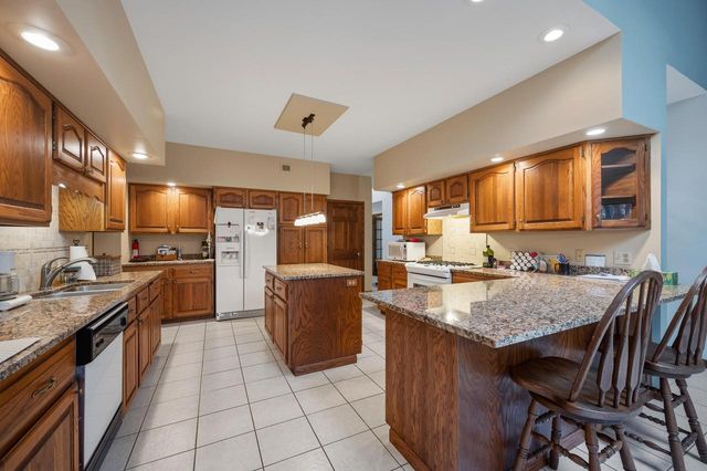 3127 Vinburn ROAD, Sun Prairie, WI 53590