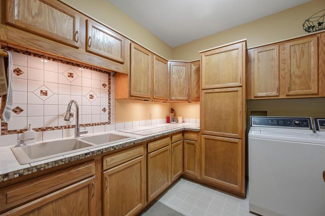 3127 Vinburn ROAD, Sun Prairie, WI 53590
