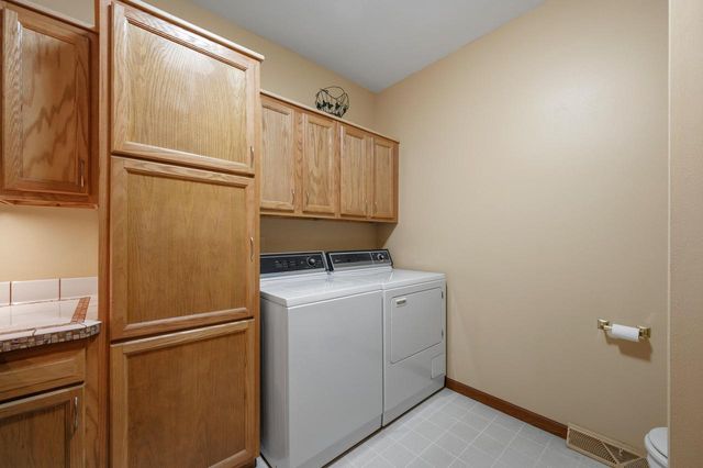 3127 Vinburn ROAD, Sun Prairie, WI 53590