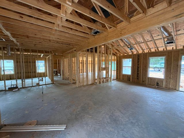 307 Millie Court, Austin, AR 72176