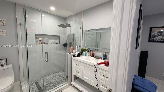 10450 NW 19th Street, Pembroke Pines, FL 33026