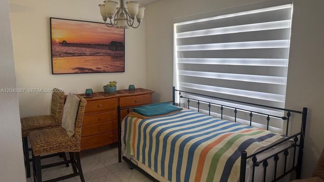 10450 NW 19th Street, Pembroke Pines, FL 33026