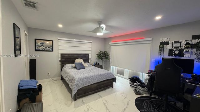 10450 NW 19th Street, Pembroke Pines, FL 33026