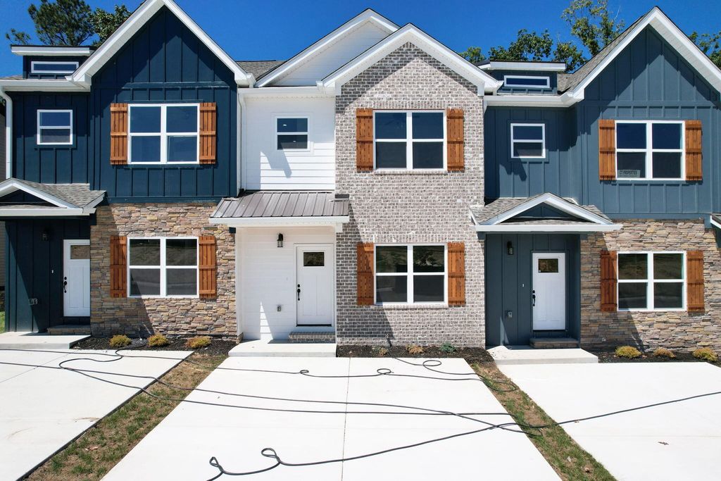 3036 Three Creeks Drive, NW, Cleveland, TN 37312
