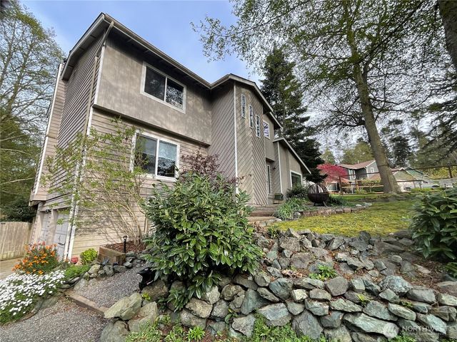2260 Darvic Place, Oak Harbor, WA 98277