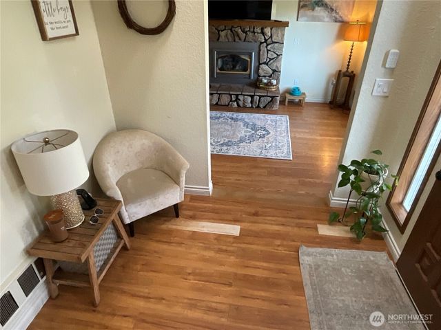 2260 Darvic Place, Oak Harbor, WA 98277
