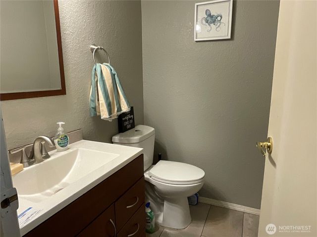 2260 Darvic Place, Oak Harbor, WA 98277