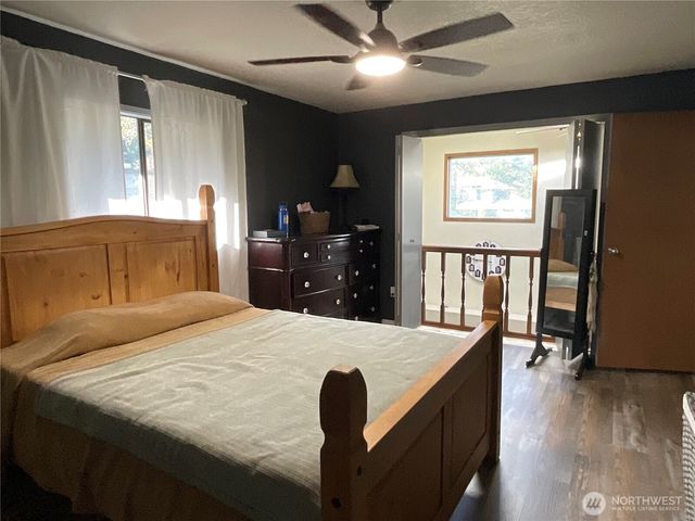 2260 Darvic Place, Oak Harbor, WA 98277