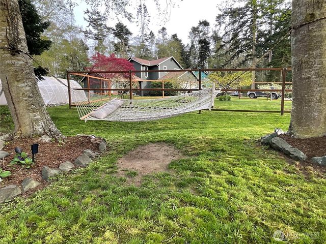 2260 Darvic Place, Oak Harbor, WA 98277