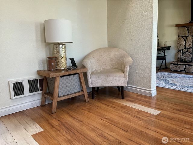 2260 Darvic Place, Oak Harbor, WA 98277