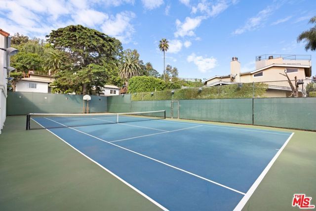 311 Amalfi Drive, Santa Monica, CA 90402