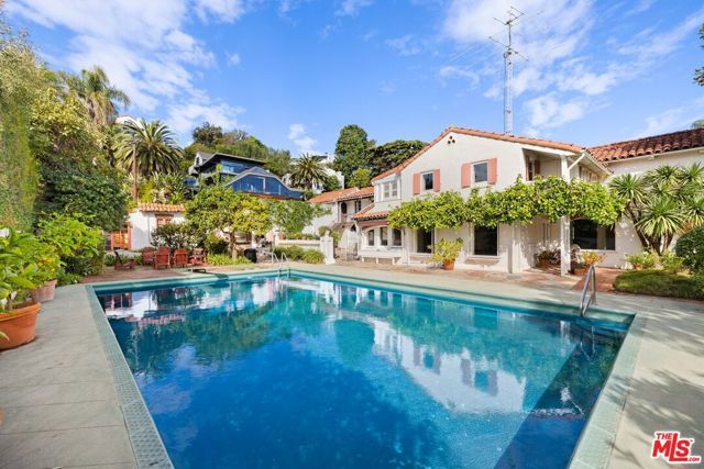 311 Amalfi Drive, Santa Monica, CA 90402