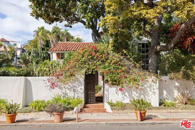 311 Amalfi Drive, Santa Monica, CA 90402