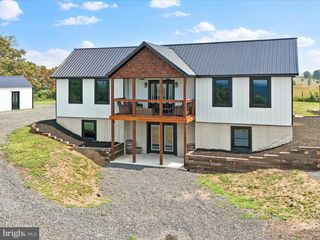 542 BANE CUTOFF RD, Elk Garden, WV 26717