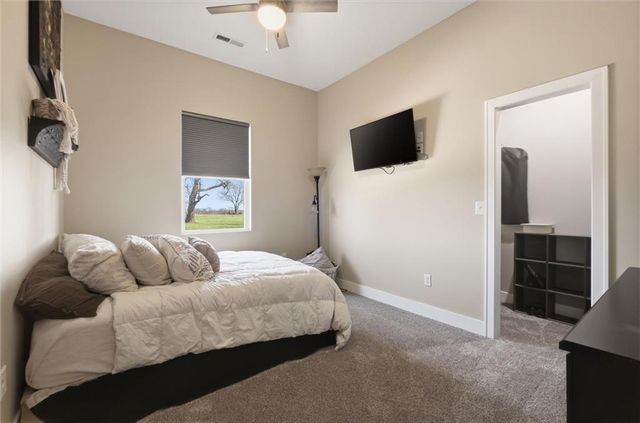 3826 S Sweeney Road, Grain Valley, MO 64029