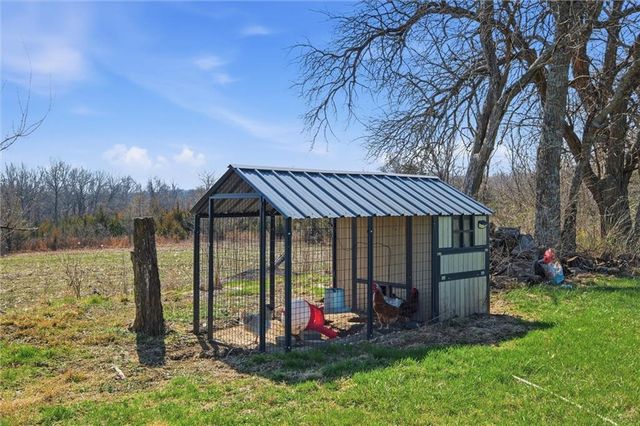 3826 S Sweeney Road, Grain Valley, MO 64029