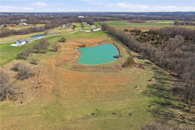 3826 S Sweeney Road, Grain Valley, MO 64029