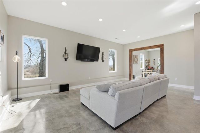 3826 S Sweeney Road, Grain Valley, MO 64029