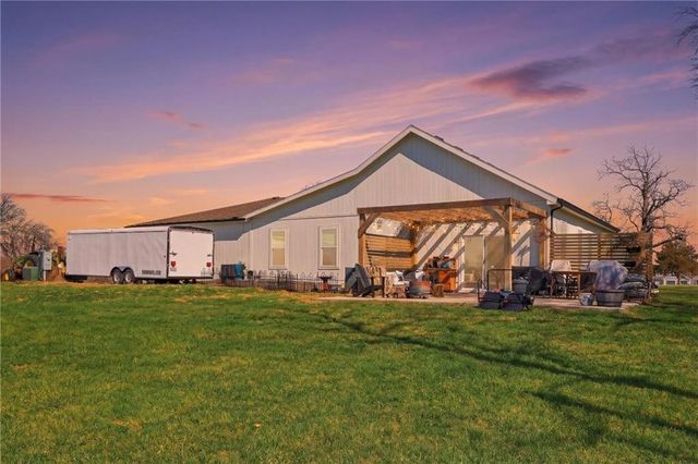 3826 S Sweeney Road, Grain Valley, MO 64029