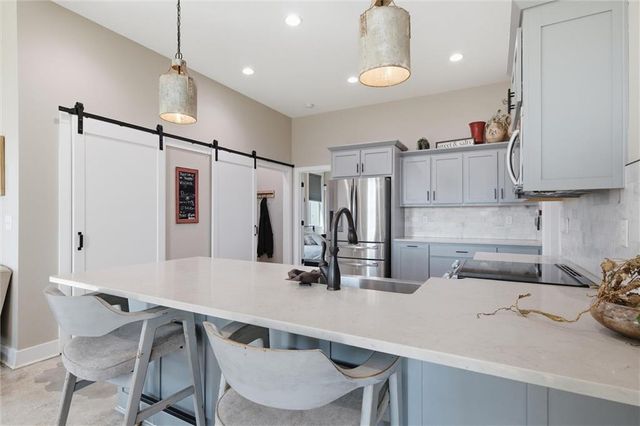 3826 S Sweeney Road, Grain Valley, MO 64029