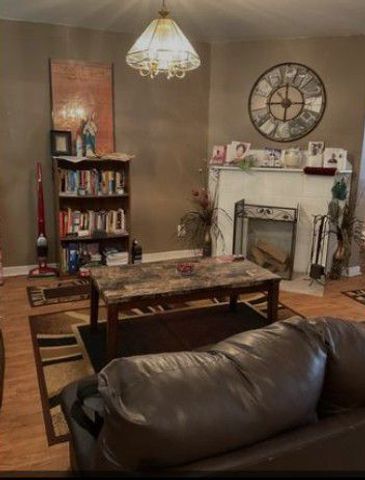 6706 S Parnell Avenue, Chicago, IL 60621