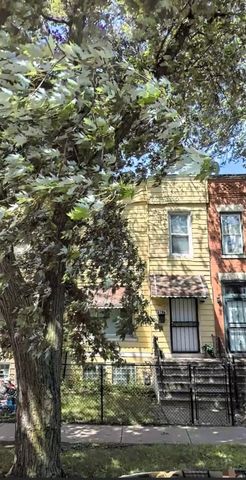 6706 S Parnell Avenue, Chicago, IL 60621