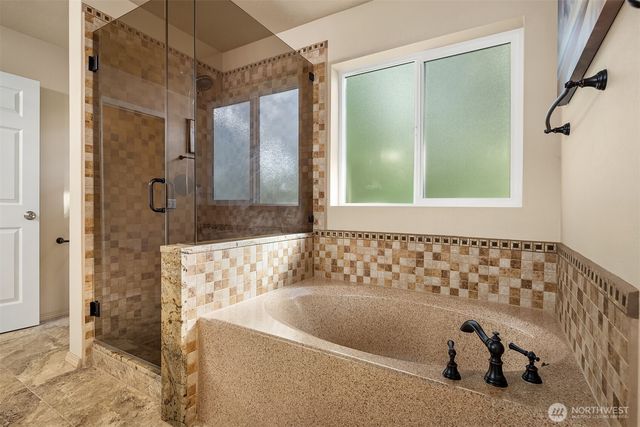 7825 Cortland Ave SE, Snoqualmie, WA 98065