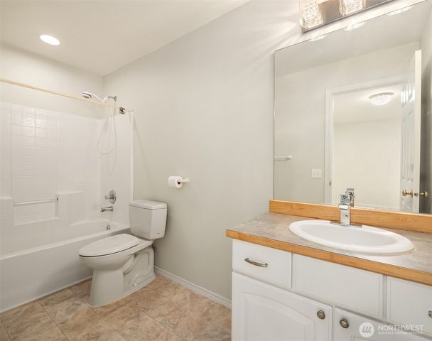 7825 Cortland Ave SE, Snoqualmie, WA 98065