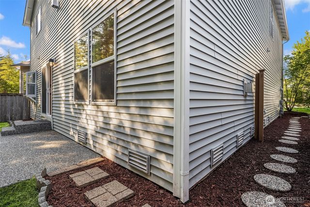 7825 Cortland Ave SE, Snoqualmie, WA 98065