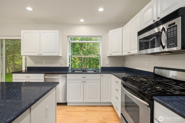 7825 Cortland Ave SE, Snoqualmie, WA 98065