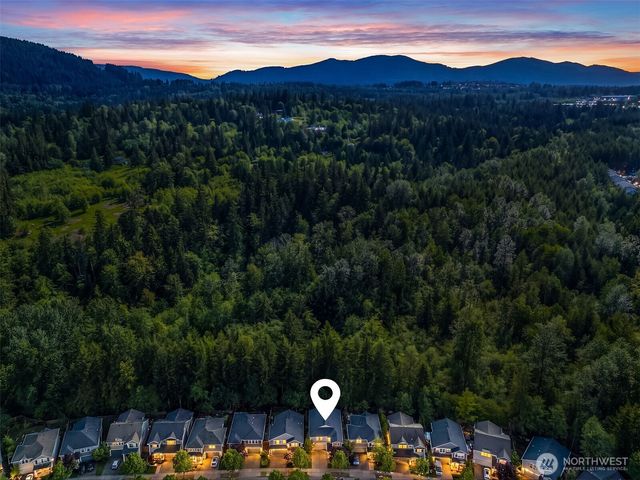 7825 Cortland Ave SE, Snoqualmie, WA 98065