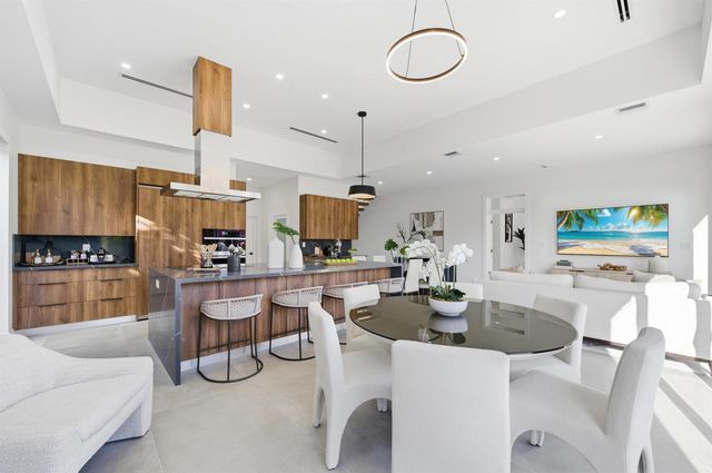 1308 Avocado Isle, Fort Lauderdale, FL 33315