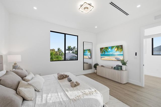 1308 Avocado Isle, Fort Lauderdale, FL 33315
