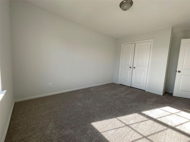 8039 Brooks Crossing, Baytown, TX 77521