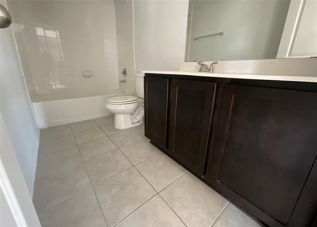 8039 Brooks Crossing, Baytown, TX 77521