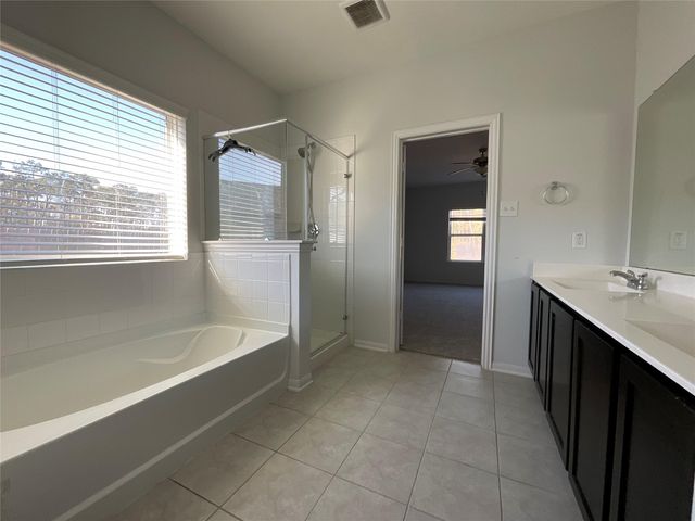 8039 Brooks Crossing, Baytown, TX 77521