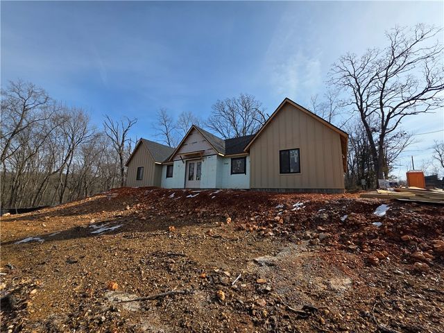 46 Northfleet Drive, Bella Vista, AR 72714