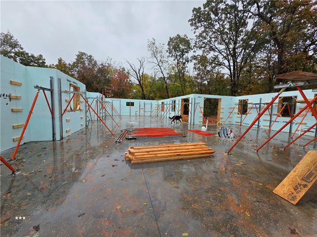 46 Northfleet Drive, Bella Vista, AR 72714