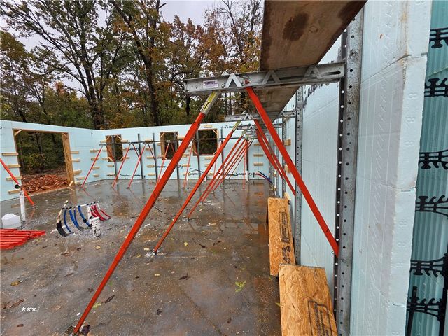 46 Northfleet Drive, Bella Vista, AR 72714