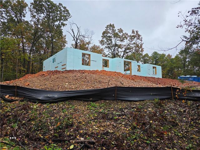 46 Northfleet Drive, Bella Vista, AR 72714