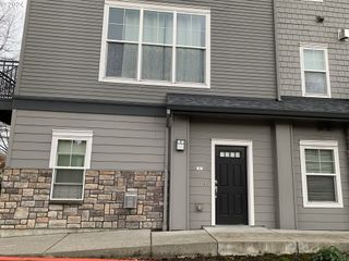 10733 Ne RED WING Way 101, Hillsboro, OR 97006